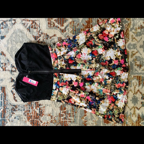 Strapless Dress - Picture 2 of 2